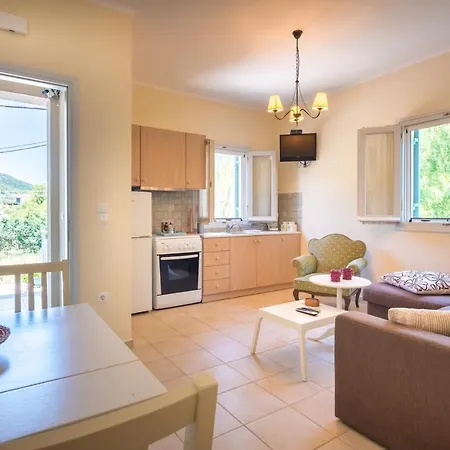 Appartement Avelia Pink Asprogerakata